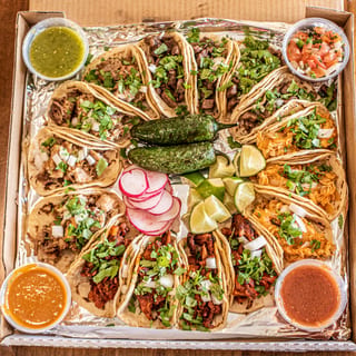 Queso Taco Box